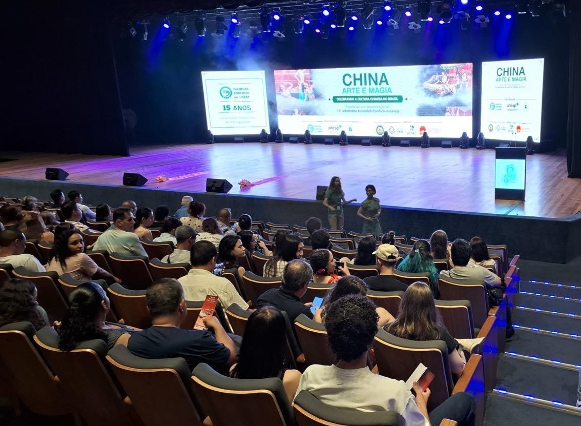 painel de LED para eventos corporativos ProX AV